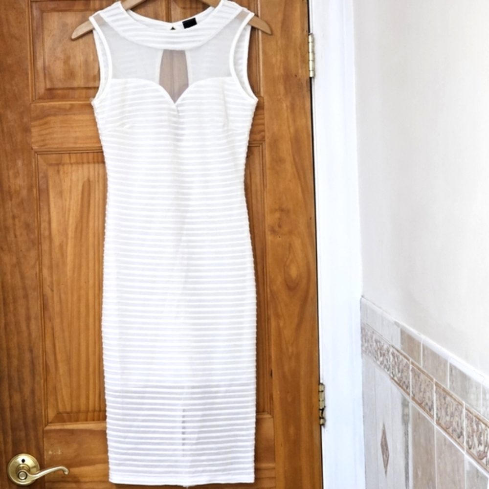 Privately Privileged Women's Cream Sleeveless Bodycon Dress